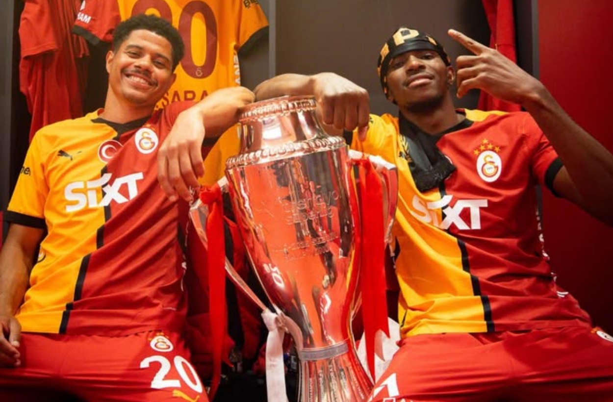 Osimhen'e 75 milyon euro'luk isyan: Sorunu ben çözmek zorund