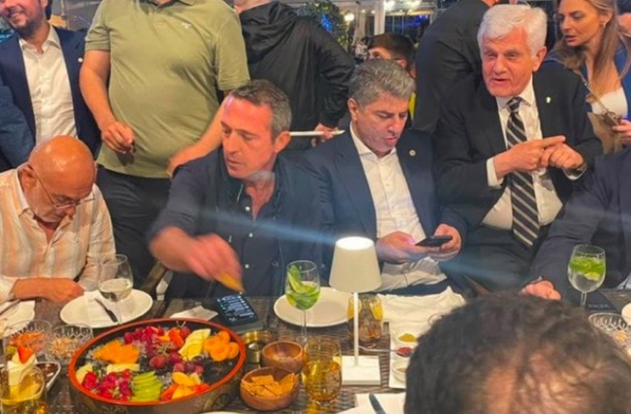 Ali Koç seçimin kaderini belirledi! Aziz Yıldırım'a kazandırdı