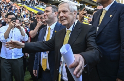 Fenerbahçeliler başkanını seçti! Sosyal medyanın gözü yaşlı