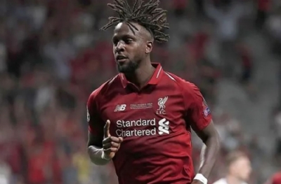 Divock Origi kramponlarını astı