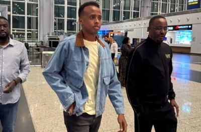 ABD'ye girişi reddedilen Somalili hakem Artan, İstanbul'dan ülkesine döndü