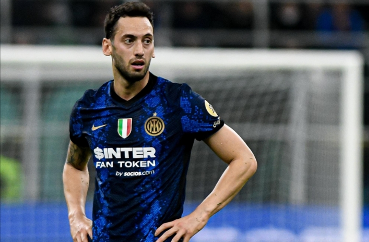 Hakan Calhanoglu