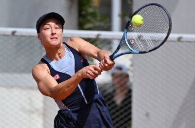 Zeynep Sönmez çeyrek finalde