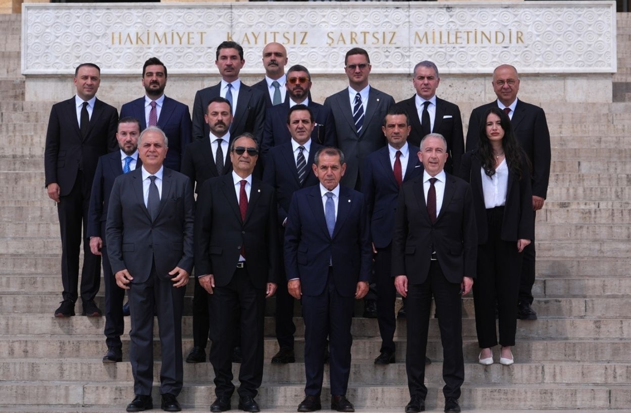Galatasaray yönetimi fokur fokur! Her an bir istifa gelebilir