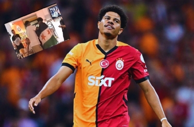 Gabriel Sara bayrağı boynuna taktı! Suriye sesinle gurur duyuyor