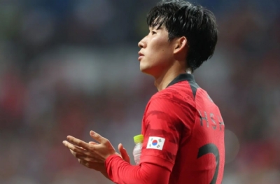 Emre Belözoğlu, Trabzonspor'a karşı! Güney Kore'den 10 numara