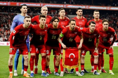 Montella'nın 11'i belli oldu: Avustralya'ya neler yapacaklar?