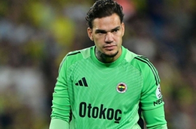 Ederson karar aşamasında: Ailesiyle görüşüyor
