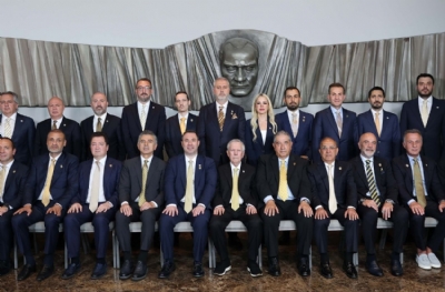 Aziz Yıldırım Yönetiminde Yeni Dönem! Fenerbahçe'de Görevler Açıklandı