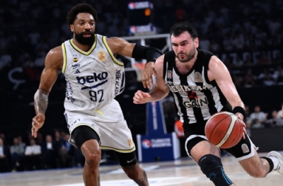 Beşiktaş GAİN - Fenerbahçe Beko: 71-82 (MAÇ SONUCU)