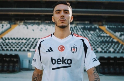Emirhan Topçu kalıyor mu gidiyor mu? İşte yanıtı