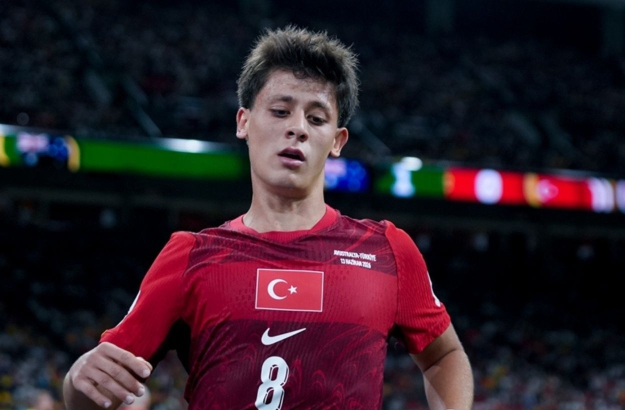 Mourinho'dan Arda Güler'e moral: Türk Milli Takımının tek oyuncusuydun