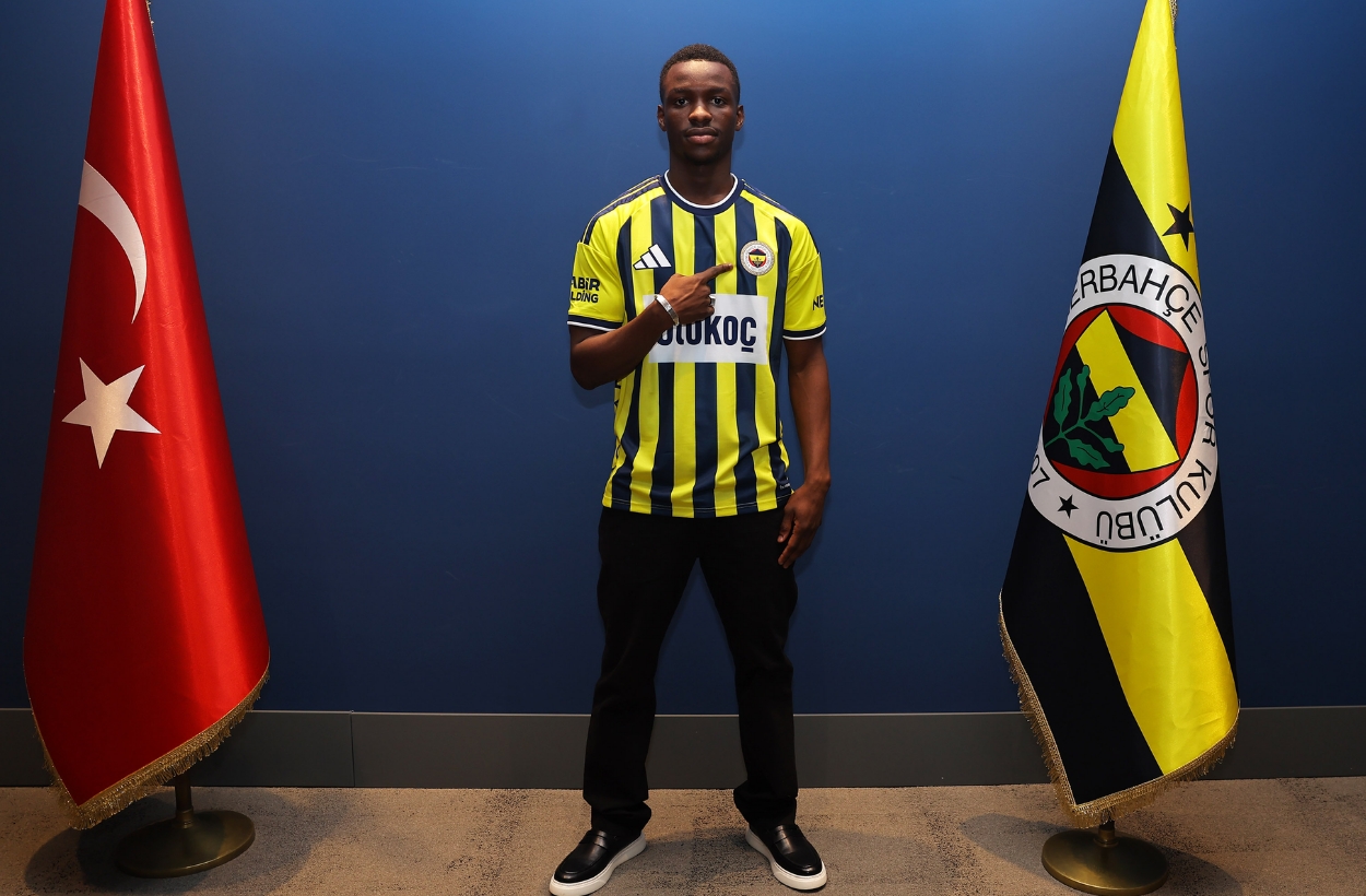 Fenerbahçe'e imza sayısı 4'e çıktı! Topuk Yaylasında sahaya çıktılar