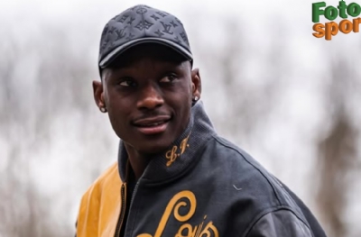 Galatasaray'a çifte darbe: Hem Thuram hem Muani!