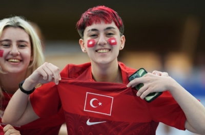 Dünya Kupası'nda milli maçta taraftar rekoru