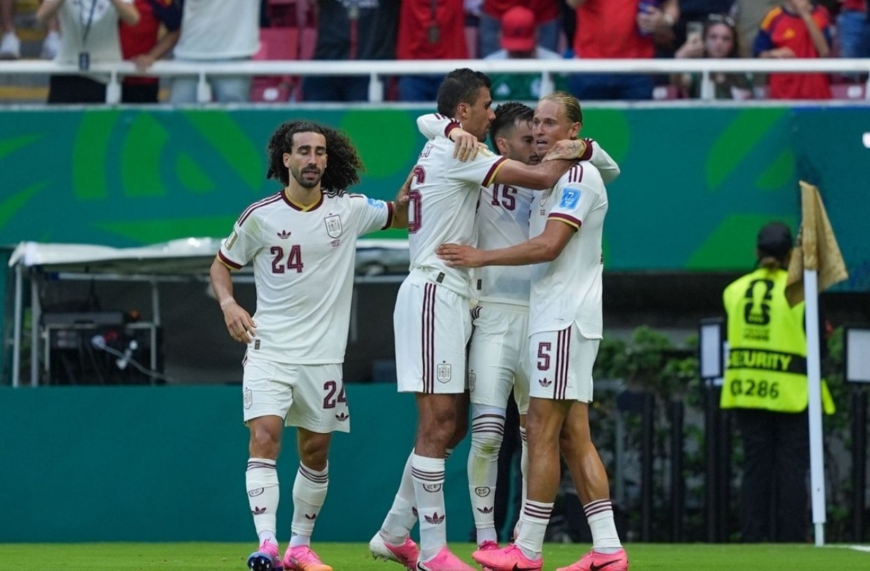 Uruguay-İspanya: 0-1 (MAÇ SONUCU)