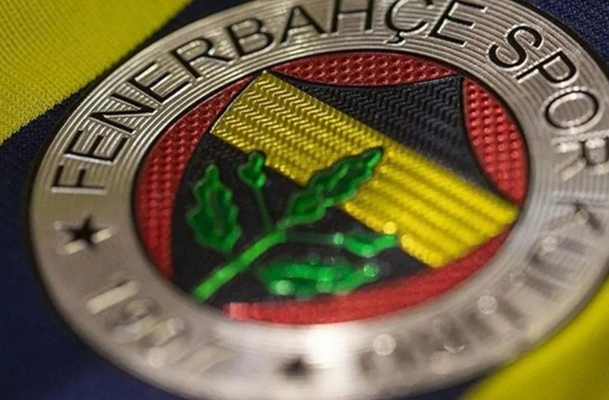 Fenerbahçe'nin stoperi Fransa'ya: Fildişi yıldıza talip var
