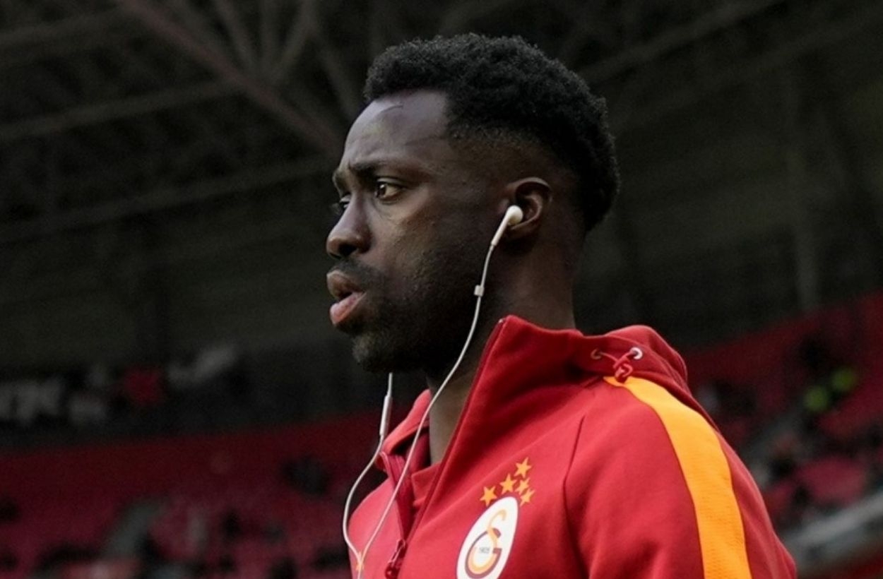Mourinho'nun gözü Davinson'da: Osimhen'den sonra bir Galatasaraylı daha