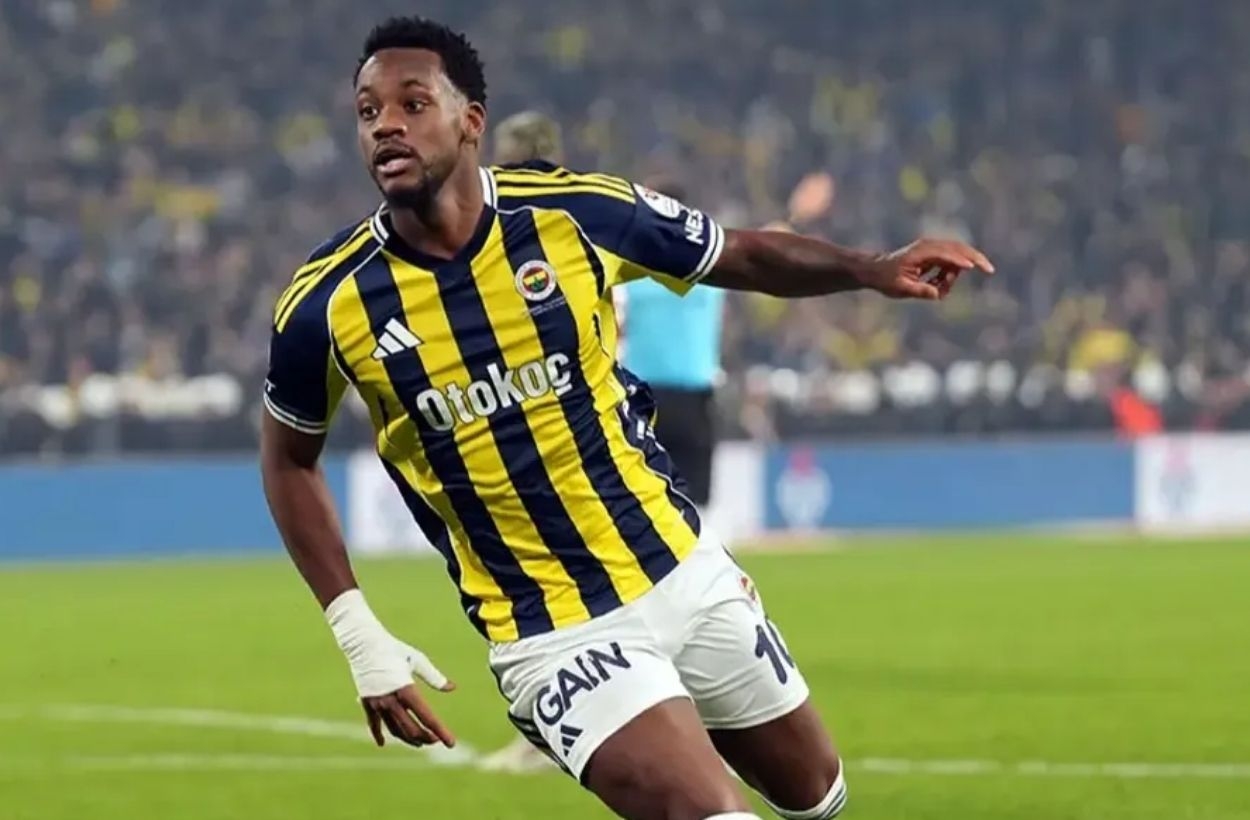 Jhon Duran Galatasaray'da! Fenerbahçe'nin 4'te 1'ine geliyor