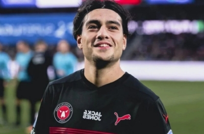 Galatasaray ve Beşiktaş karşı karşıya: 10+4= Aral Şimşir!