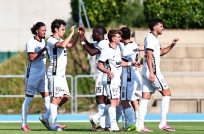 Beşiktaş galibiyetle başladı