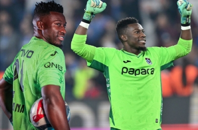 Karadeniz'de Onana dönemi! Kamerunlu kaleci 1 yıl daha Trabzonspor'da