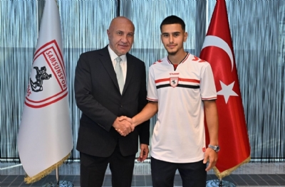 Samsunspor, Samed Onur'u kadrosuna kattı