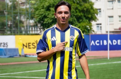 Yiğit Çolak resmen Fenerbahçe'de! İmza sonrası konuştu