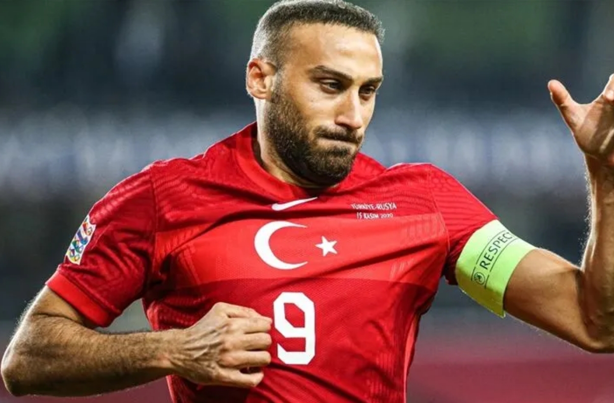 Cenk Tosun küme düştü! Beşiktaş ve Fenerbahçe derken...