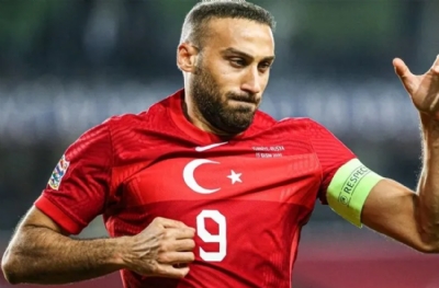 Cenk Tosun küme düştü! Beşiktaş ve Fenerbahçe derken...