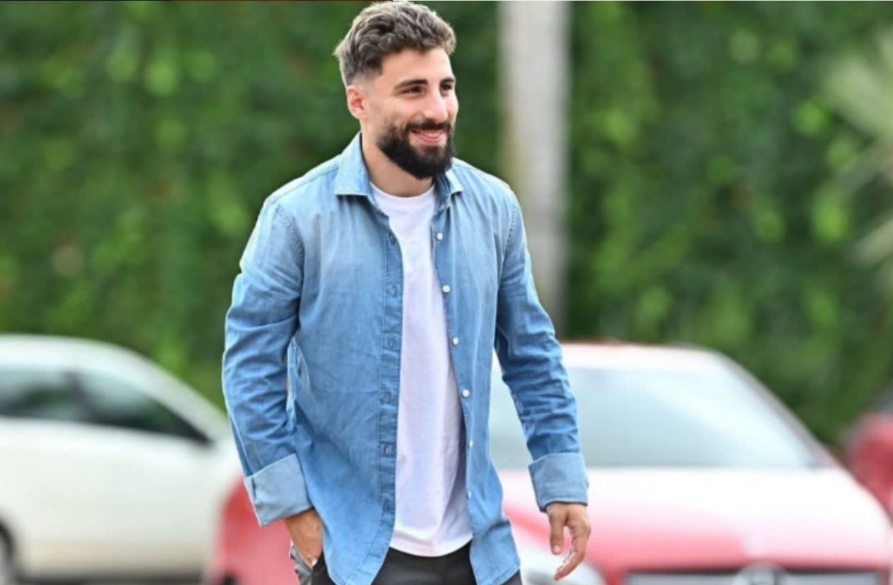 Beşiktaş vazgeçmeye niyetli değil: Davitashvili hala listede