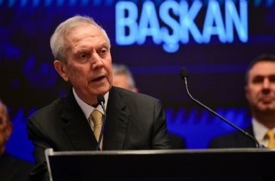 Aziz Yıldırım'dan transfer dersi! Hakan Safi'nin yarı fiyatına bitirdi