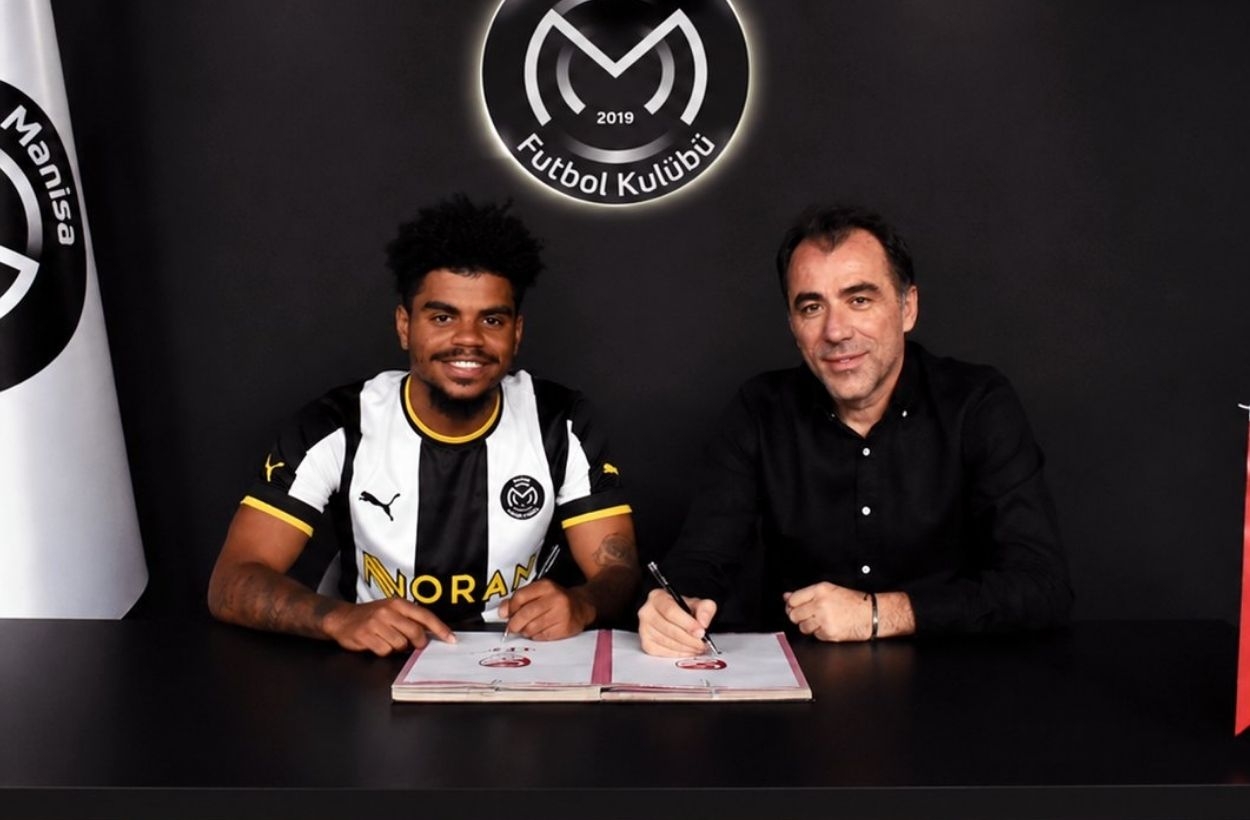 Lemina resmen Manisa FK'da