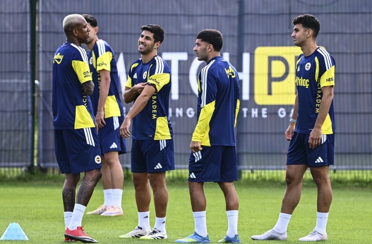 Fenerbahçe-Pogon Szczecin | CANLI