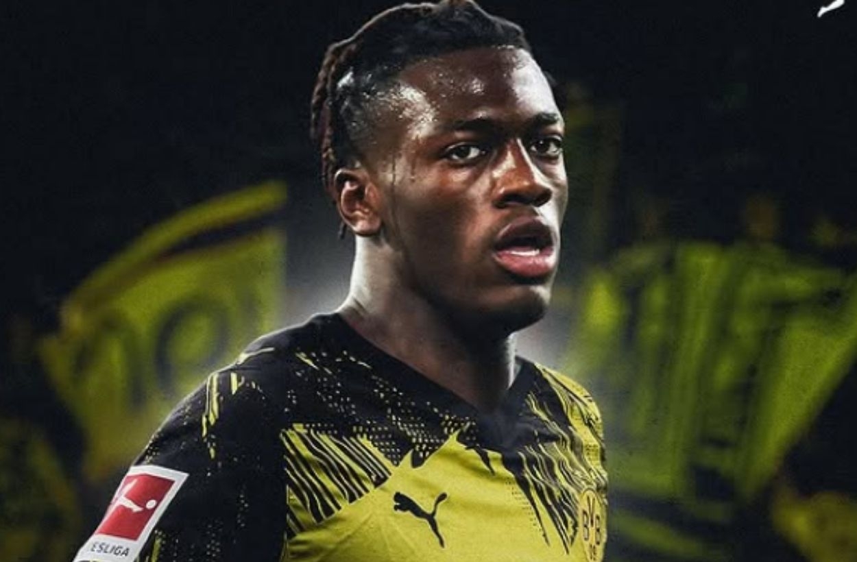 Davinson Sanchez gidiyor! 10 yaş genci geliyor