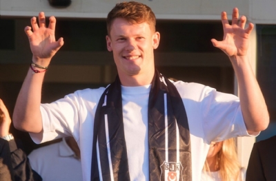 İlk resmi maçta kale Nübel'in: Siftah Midtjylland