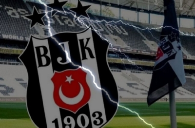 Beşiktaş santrforunu buldu: Midtjlland maçında sahada