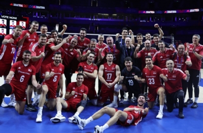 Filenin Efeleri, Ukrayna'yı 3-2 Mağlup Etti