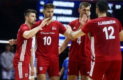 Filenin Efeleri Slovenya’ya takıldı