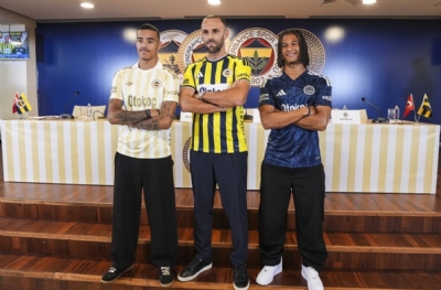 Mason Greenwood, Nathan Ake ve Vedat Muriqi'nin lisansları ne durumda?