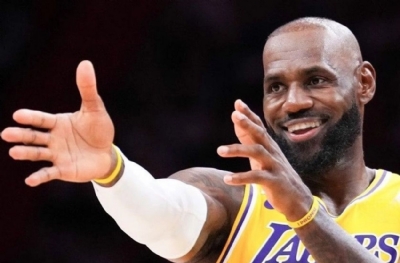 LeBron James, yeni takımını duyurdu