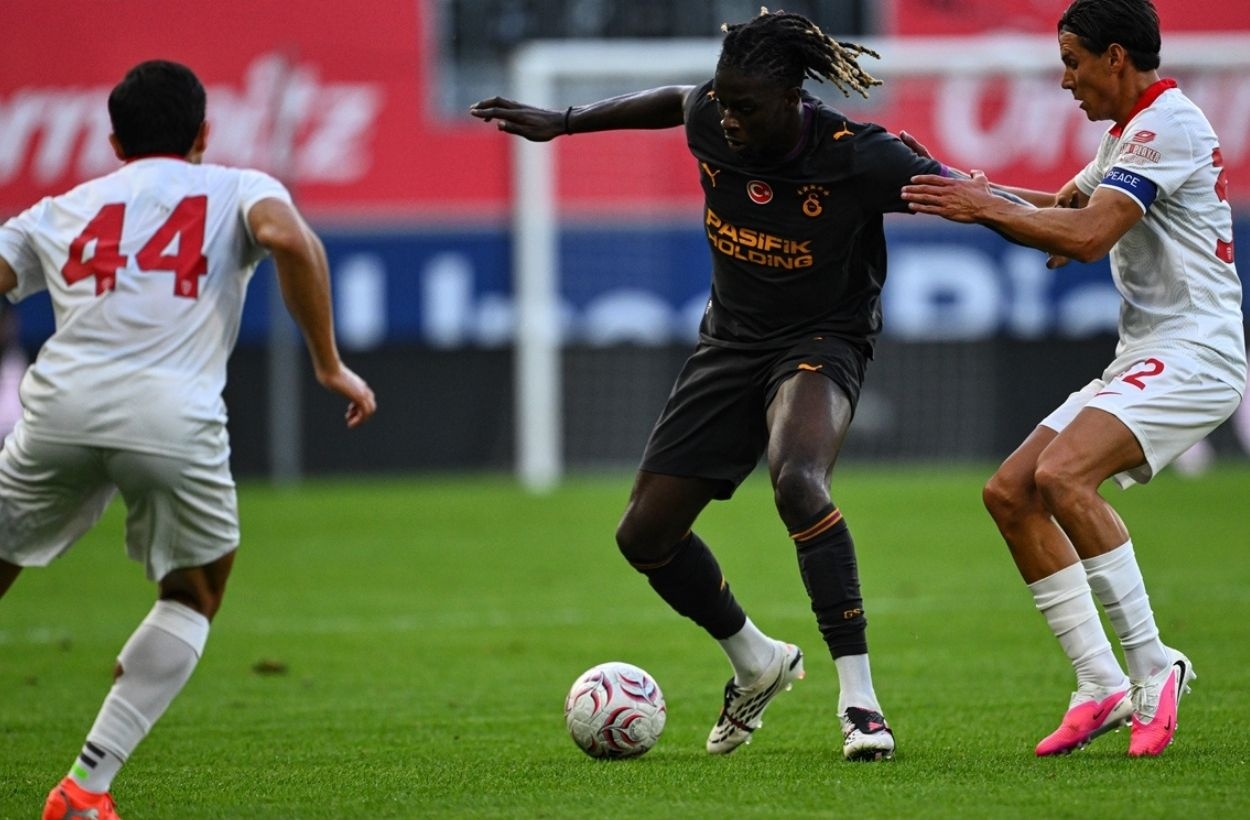 Galatasaray-Monza:0-2 (MAÇ SONUCU)