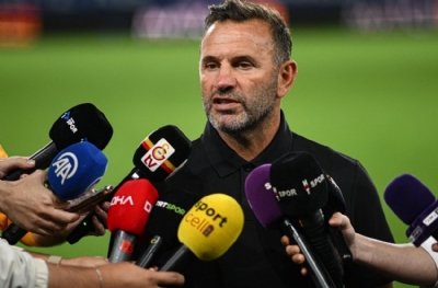Okan Buruk'tan transfer eleştirilerine cevap