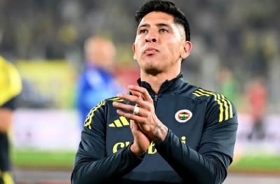 Edson Alvarez geri dönebilir!