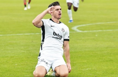 Rashica: Hocamızı anlamaya başladık