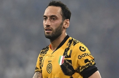 Hakan Çalhanoğlu için saflar sıklaşıyor! Inter'den ilk açıklama geldi
