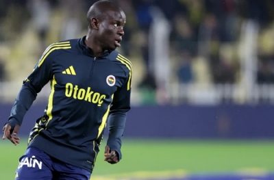 Fenerbahçe'de gözler Kante'de! Gece 00:59'a kadar zaman var