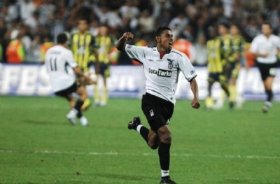 Beşiktaş efsanesi ABD'de acil olarak hastaneye kaldırıldı