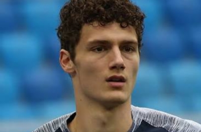 Beşiktaş ve Galatasaray'ın istediği Fransızdan transfer kararı