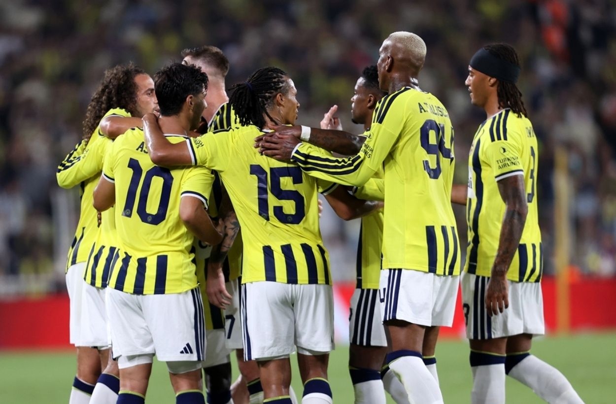 Fenerbahçe-Sturm Graz: 2-0 (MAÇ SONUCU)